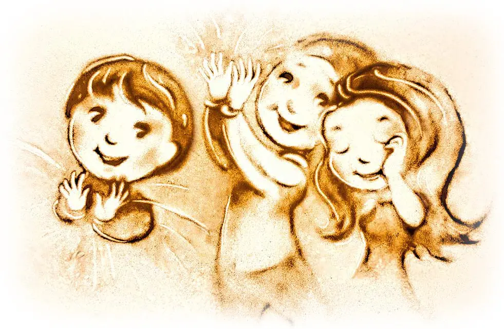 Live sand art performance showing people applauding, created by sand animation artist Daria Tym.