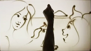 Sand-Animation-story-Ukrainian-dog-Krym-by-Daria-Tym